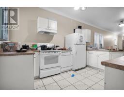 578 OXFORD STREET - 11