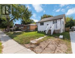 321 EDMONTON STREET - 3