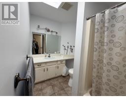 15 TREADWELL STREET E - 13