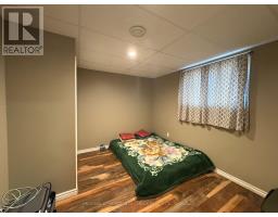 15 TREADWELL STREET E - 24