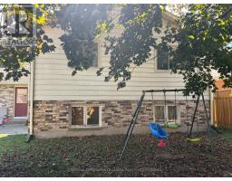 15 TREADWELL STREET E - 33