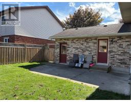15 TREADWELL STREET E - 34