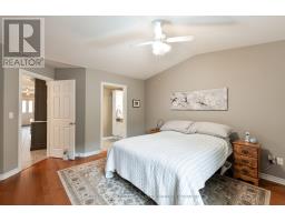 35 - 1241 BEAVERBROOK AVENUE - 10
