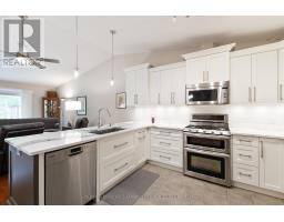 35 - 1241 BEAVERBROOK AVENUE - 5