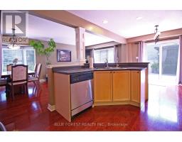 682 HEDGEROW PLACE - 13