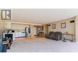 2207 - 389 DUNDAS STREET - 11
