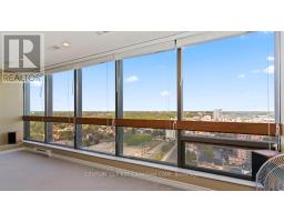 2207 - 389 DUNDAS STREET - 14