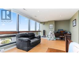 2207 - 389 DUNDAS STREET - 17