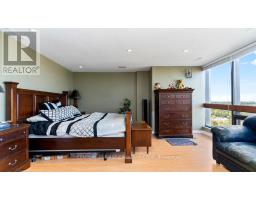 2207 - 389 DUNDAS STREET - 19