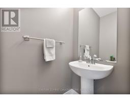 1366 THORNLEY STREET - 20