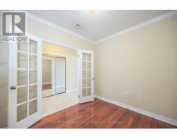 511 - 353 COMMISSIONERS ROAD W - 17