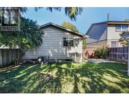 34 HEARTHSIDE PLACE - 36