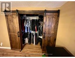 9 - 577 THIRD STREET - 21