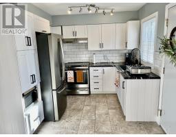 9 - 577 THIRD STREET - 4