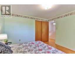 206 ADMIRAL DRIVE - 23