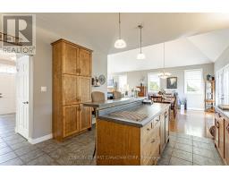 643179 ROAD 64 ROAD - 12