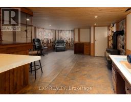 23 OAK STREET - 11