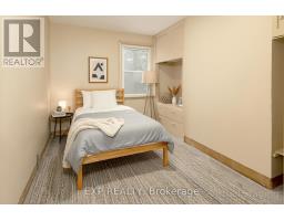 23 OAK STREET - 8