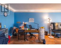 610 - 1600 ADELAIDE STREET N - 21