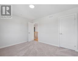 21 BERARDI CRESCENT - 32