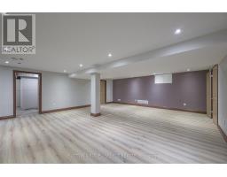 305 SKYLINE AVENUE - 33