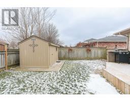 426 HIGHVIEW DRIVE - 38