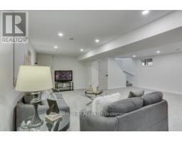 32 CLARK STREET - 29