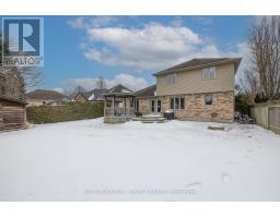 94 MORAINE CRESCENT - 31