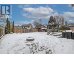 94 MORAINE CRESCENT - 35