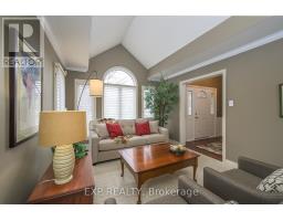 22 GLENRIDGE CRESCENT - 8