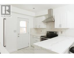 33 WILSON AVENUE - 8