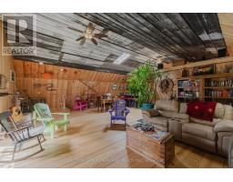 3304 HAMILTON ROAD - 25