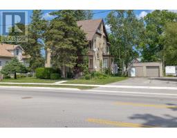 176 HURON STREET - 3