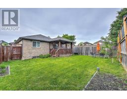 963 BITTERBUSH CRESCENT - 38