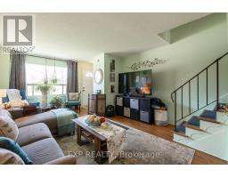 2 - 922 NOTRE DAME DRIVE - 8