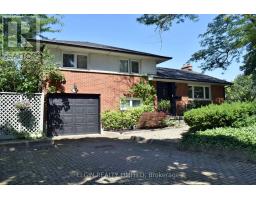 366 BURLINGTON CRESCENT - 3