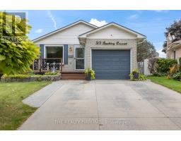 301 BANBURY CRESCENT - 2