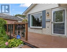 301 BANBURY CRESCENT - 4