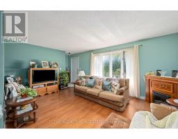 360 HIGHVIEW DRIVE - 7