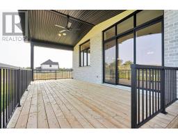 868 EAGLETRACE DRIVE - 38