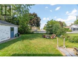 1504 HOWLAND AVENUE - 36