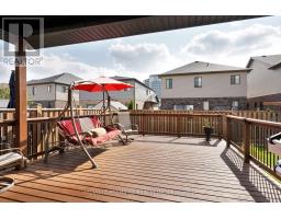 1330 DYER CRESCENT - 36