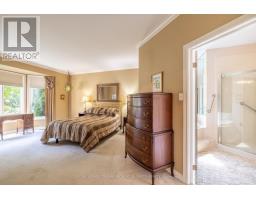 43 - 1040 RIVERSIDE DRIVE - 15