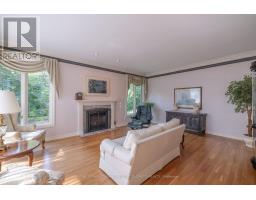 43 - 1040 RIVERSIDE DRIVE - 8