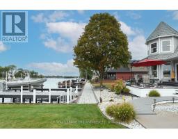 4733 RIVERSIDE DRIVE - 35