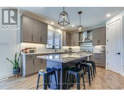 2571 LUCAS AVENUE - 14