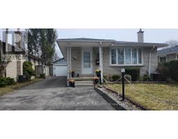 16 KINTAIL CRESCENT - 1