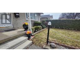 16 KINTAIL CRESCENT - 3