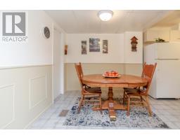 16 KINTAIL CRESCENT - 32