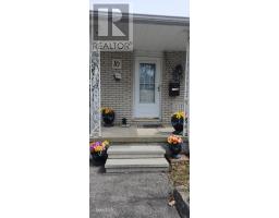 16 KINTAIL CRESCENT - 4